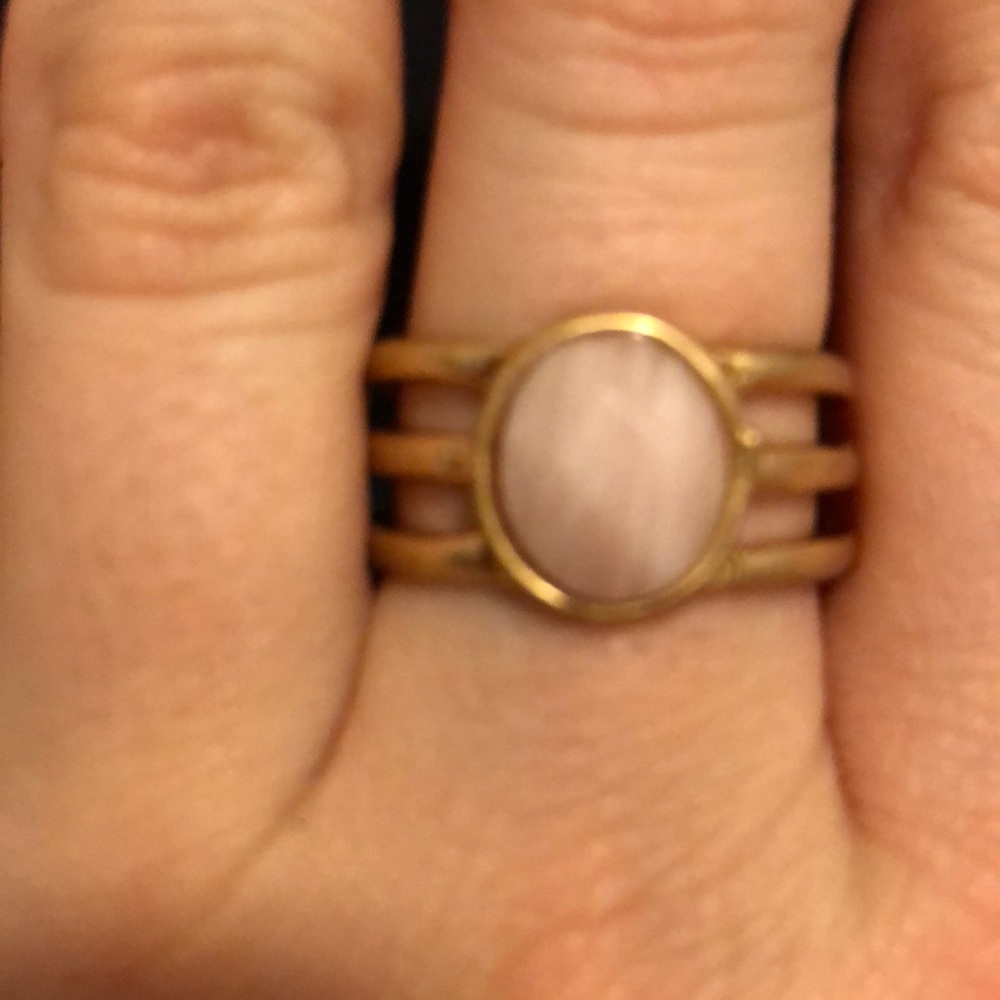 Pink ring - Picture 2 of 3